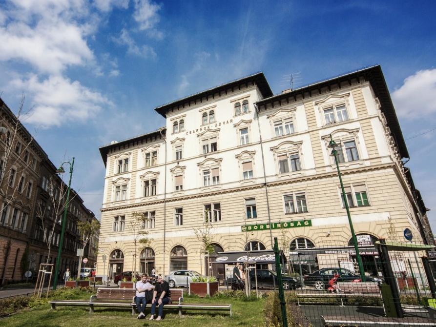 Walking Bed Budapest Hostel Ngoại thất bức ảnh