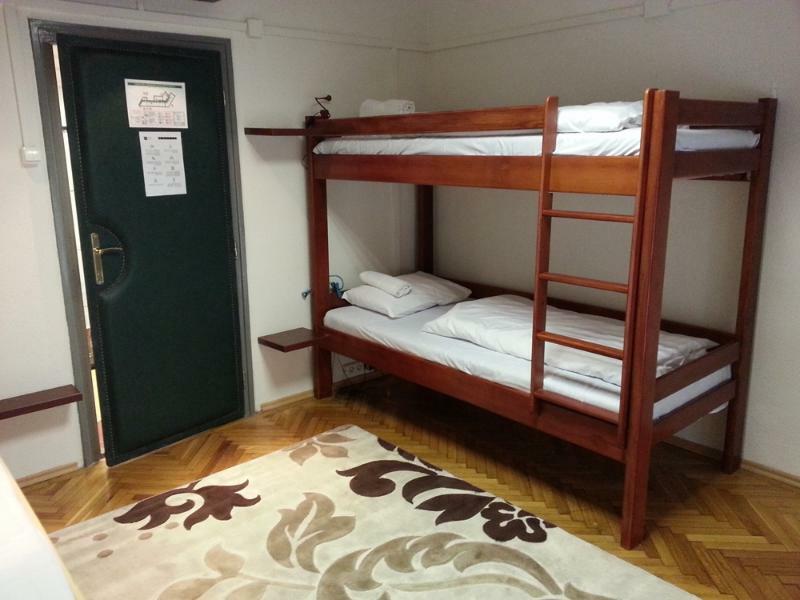 Walking Bed Budapest Hostel Ngoại thất bức ảnh